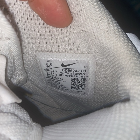 Air Force One Sneakers - Picture 7 of 7